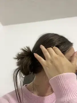 imlindapink online show from March 2025 01:37:01 AM