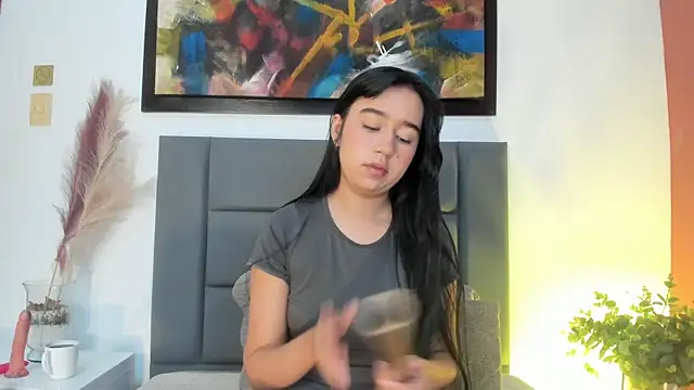 LaraGoldd online show from October 2025 12:33:02 AM