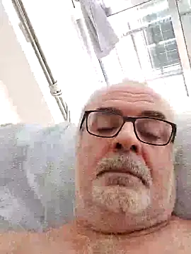 Snapshot of Satiro_Sevilla chatting on September 2025 01:21:01 PM Satiro Sevilla online show from September 2025 01:21:01 PM