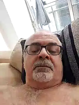 Snapshot of Satiro_Sevilla chatting on October 2025 05:21:02 PM Satiro Sevilla online show from October 2025 05:21:02 PM