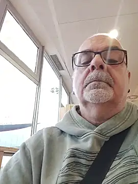 Snapshot of Satiro_Sevilla chatting on November 2025 02:17:02 PM Satiro Sevilla online show from November 2025 02:17:02 PM