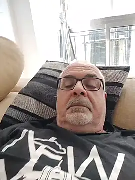 Snapshot of Satiro_Sevilla chatting on November 2025 04:07:02 PM Satiro Sevilla online show from November 2025 04:07:02 PM