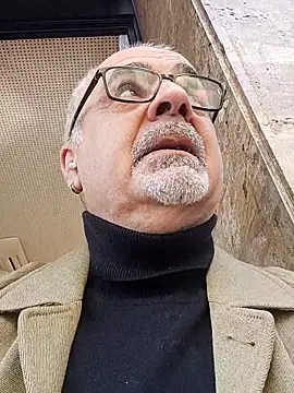 Snapshot of Satiro_Sevilla chatting on November 2025 10:59:02 AM Satiro Sevilla online show from November 2025 10:59:02 AM