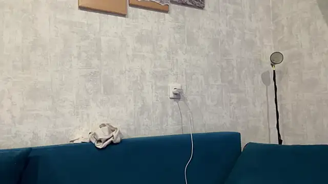 norakisses online show from December 2024 12:55:02 PM