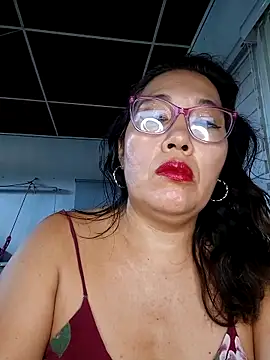 anniecoopeer online show from February 2025 08:58:01 PM