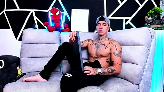 JUSTIN FULLER1 online show from March 2025 04:49:01 AM