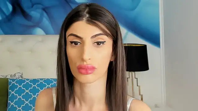 Snapshot of SkinnyDolly chatting on February 2025 09:28:01 PM SkinnyDolly online show from February 2025 09:28:01 PM