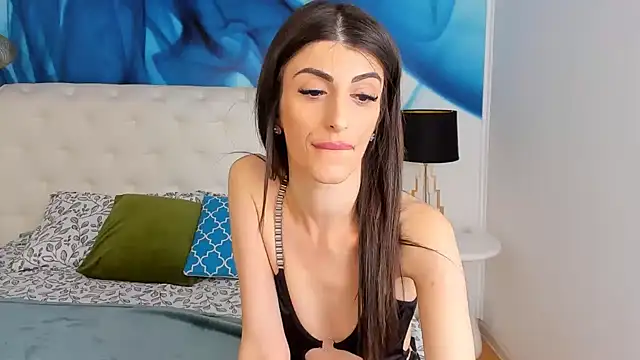 Snapshot of SkinnyDolly chatting on February 2025 10:15:02 PM SkinnyDolly online show from February 2025 10:15:02 PM