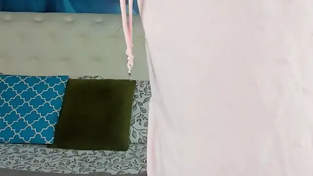 Snapshot of SkinnyDolly chatting on March 2025 09:03:01 PM SkinnyDolly online show from March 2025 09:03:01 PM