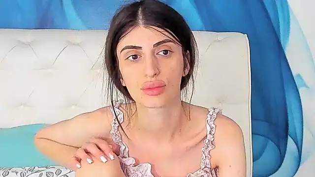 SkinnyDolly online show from July 2026 04:28:02 AM