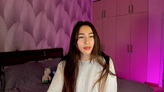 Snapshot of Bambiii_bby chatting on January 2025 02:18:01 AM Bambiii bby online show from January 2025 02:18:01 AM