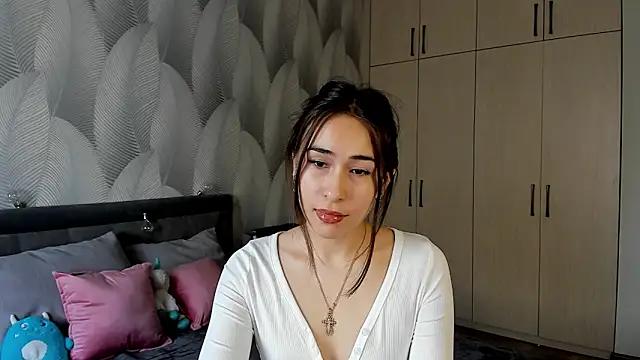 Snapshot of Bambiii_bby chatting on January 2025 07:56:01 AM Bambiii bby online show from January 2025 07:56:01 AM