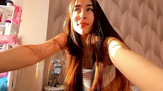 Snapshot of Bambiii_bby chatting on February 2025 02:59:02 AM Bambiii bby online show from February 2025 02:59:02 AM