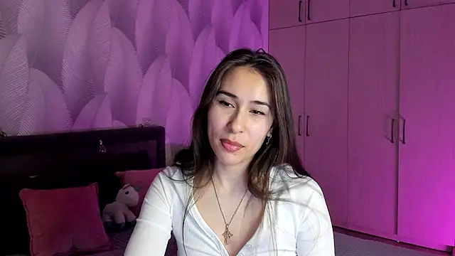 Snapshot of Bambiii_bby chatting on February 2025 12:16:01 AM Bambiii bby online show from February 2025 12:16:01 AM