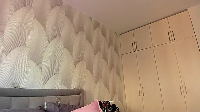 Snapshot of Bambiii_bby chatting on March 2025 10:44:01 AM Bambiii bby online show from March 2025 10:44:01 AM