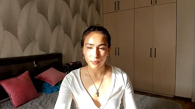 Snapshot of Bambiii_bby chatting on September 2025 02:37:02 AM Bambiii bby online show from September 2025 02:37:02 AM