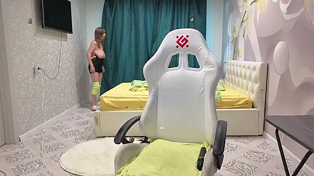 Snapshot of katerinapree chatting on March 2026 12:55:01 PM katerinapree online show from March 2026 12:55:01 PM