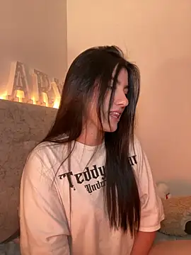 ARITOO  online show from October 2025 05:44:02 AM