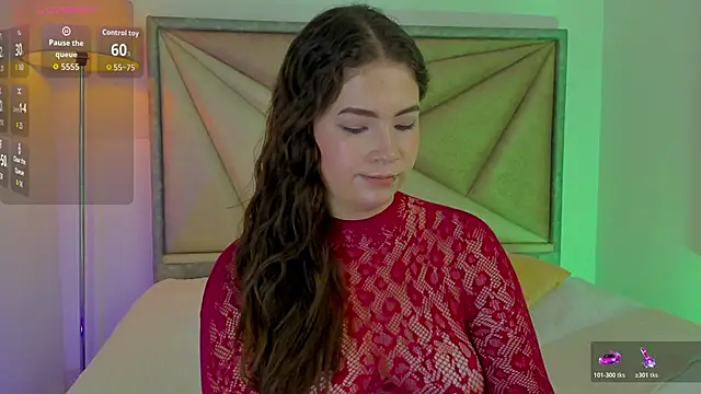 KarenPautt online show from April 2026 07:07:02 PM