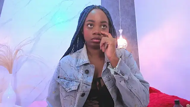 johannaMiller1 online show from December 2024 08:54:01 PM