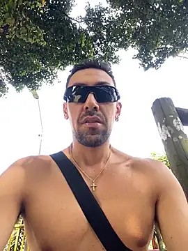 Snapshot of dantedesirexx chatting on January 2025 05:33:01 PM dantedesirexx online show from January 2025 05:33:01 PM