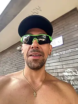 Snapshot of dantedesirexx chatting on February 2025 03:31:02 PM dantedesirexx online show from February 2025 03:31:02 PM