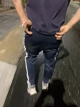 Snapshot of dantedesirexx chatting on March 2025 06:23:01 AM dantedesirexx online show from March 2025 06:23:01 AM