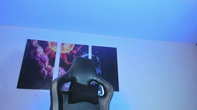 Snapshot of Lazy_Blake chatting on January 2025 01:36:01 PM Lazy Blake online show from January 2025 01:36:01 PM