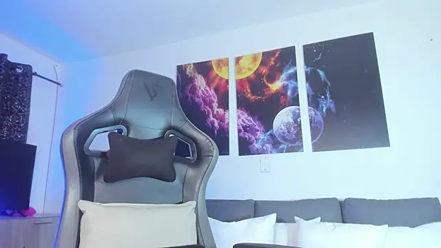 Snapshot of Lazy_Blake chatting on March 2025 07:19:02 AM Lazy Blake online show from March 2025 07:19:02 AM