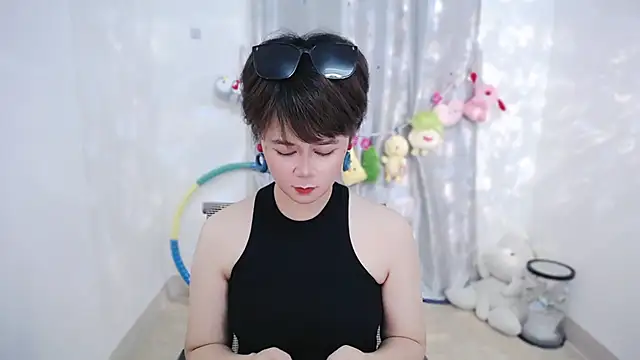 Fan ting online show from September 2025 01:12:01 PM