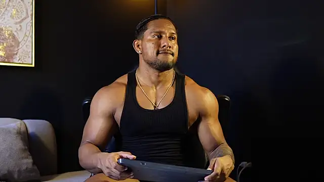 CallumMuscle online show from April 2026 08:28:02 PM