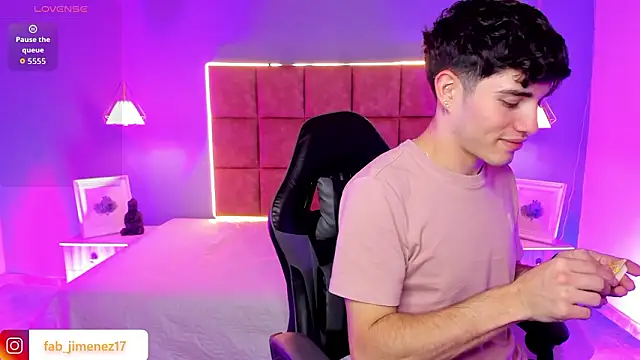 AlejooTwink online show from March 2026 10:04:02 AM