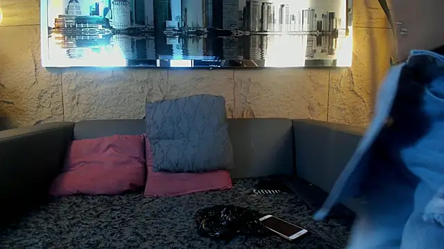 Layla 707 online show from September 2025 10:53:02 PM