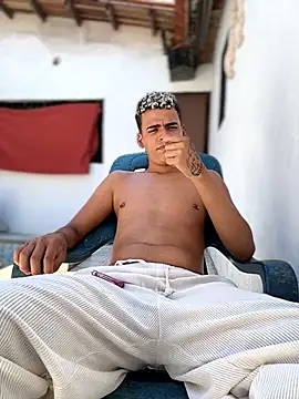 Leo bunny hot online show from February 2026 05:11:01 PM