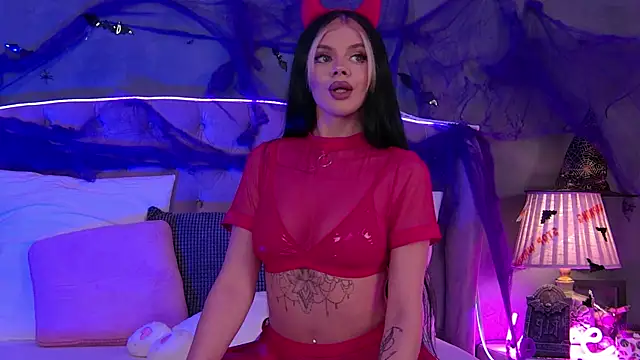 Snapshot of IvyRaven chatting on October 2025 05:09:02 PM IvyRaven online show from October 2025 05:09:02 PM