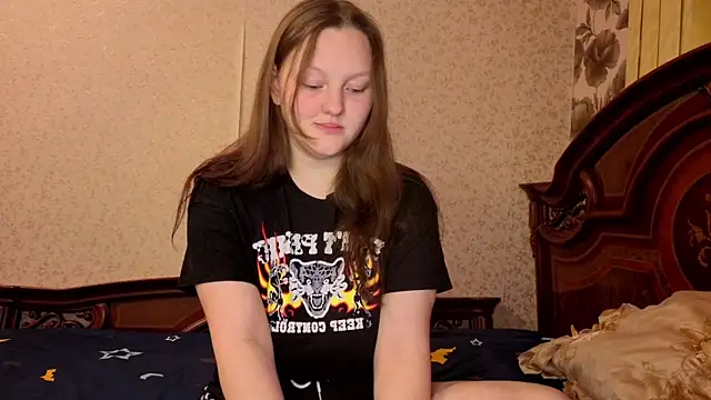 Aria  Dark online show from April 2026 07:59:01 PM