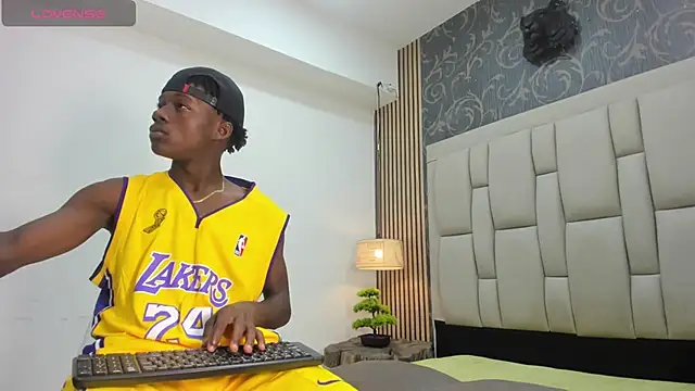 chimi88 online show from February 2025 11:22:01 AM