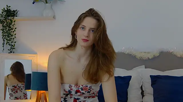 Snapshot of Jo-Lawrence chatting on December 2024 08:55:02 PM Jo-Lawrence online show from December 2024 08:55:02 PM