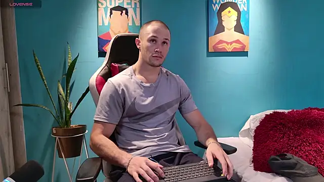 AxelFairchaild online show from February 2025 01:38:01 PM