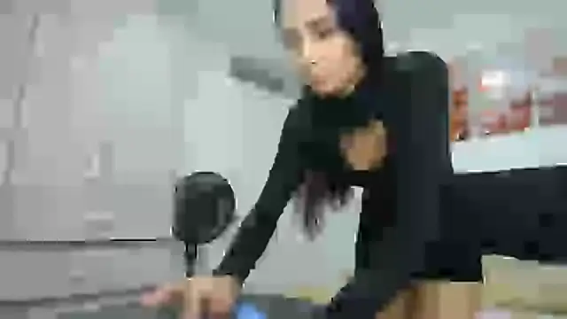 conni f00x online show from December 2024 12:27:01 PM