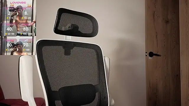 Snapshot of Cristopher23_ chatting on December 2025 09:35:02 AM Cristopher23 online show from December 2025 09:35:02 AM