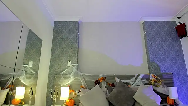 Mistyca online show from October 2025 11:12:02 AM