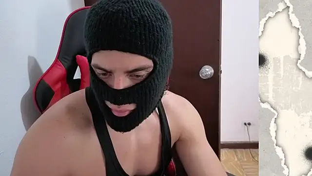 Snapshot of Calihotcaliente277 chatting on December 2025 03:05:01 PM Calihotcaliente277 online show from December 2025 03:05:01 PM