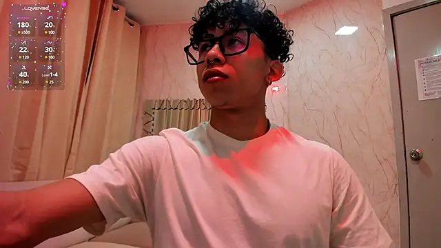 AkazaBoy  online show from January 2025 04:12:01 AM