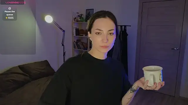 Snapshot of Space_X_Roxy_ chatting on December 2024 07:38:02 PM Space X Roxy  online show from December 2024 07:38:02 PM