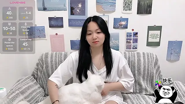 Snapshot of LiLiYbaby chatting on November 2025 06:25:02 AM LiLiYbaby online show from November 2025 06:25:02 AM