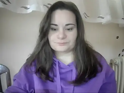 AalinnaK online show from February 2026 08:40:02 AM