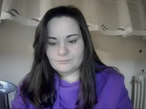 AalinnaK online show from February 2026 07:29:01 PM