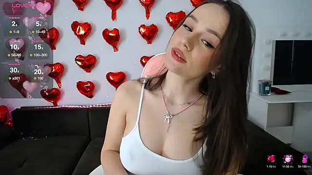 Emillias online show from March 2025 11:10:02 AM