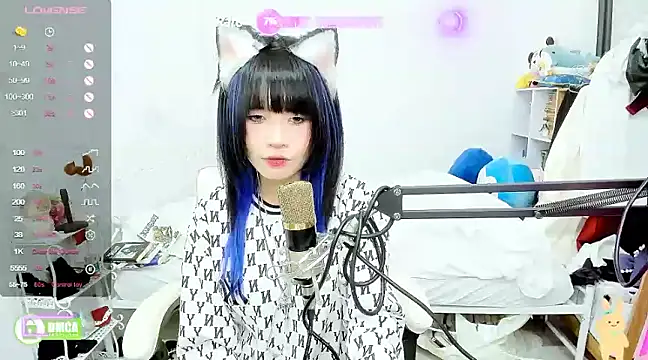 RassieRaph online show from December 2024 10:22:01 PM